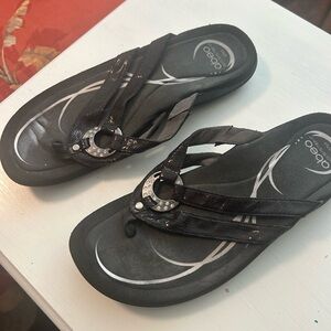 Abeo Black Flip Flops with Beaded Design